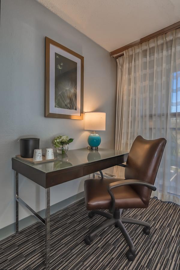Sawgrass Grand Hotel And Suites Sports Complex Sunrise Rum bild
